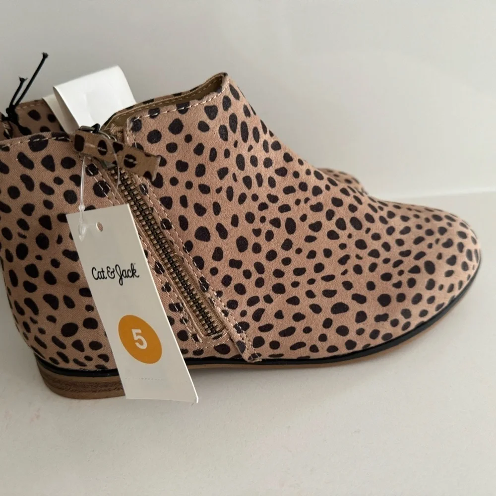 Girl’s boots leopard print booties big kid 3/4/5 cat and jack brown booties